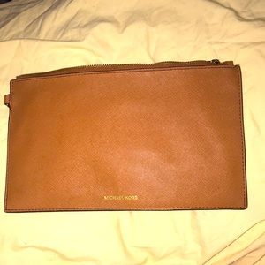 Michael Kors large jet set travel clutch
